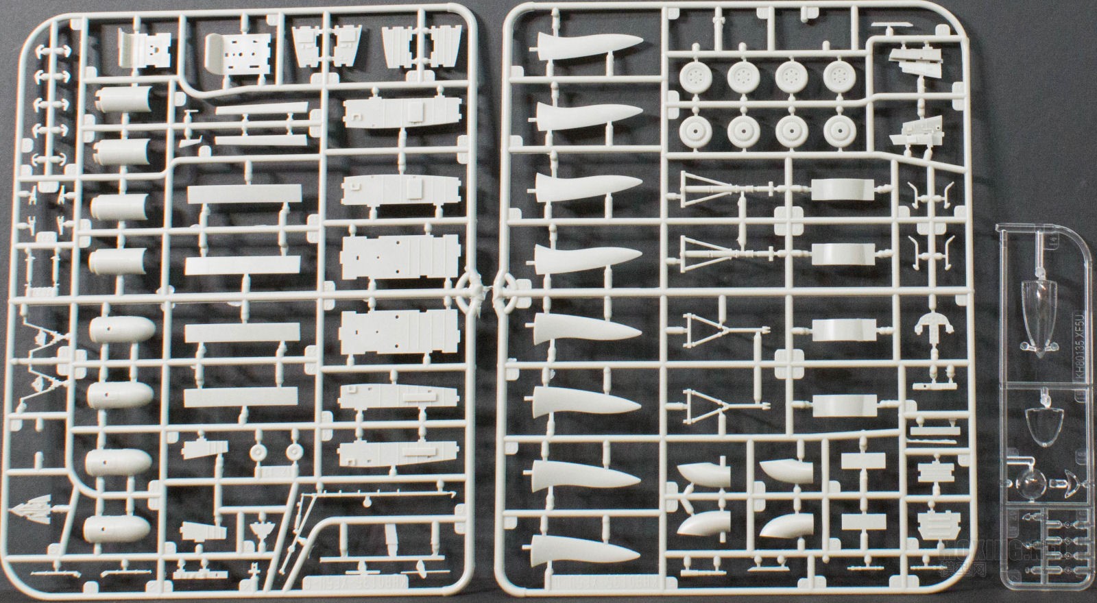 kh_80135_parts2.jpg