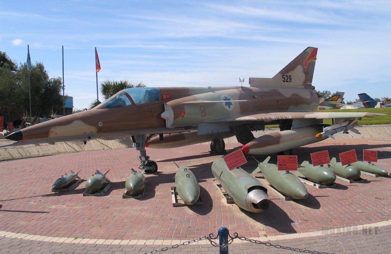 IAI-Kfir-hatzerim-1.jpg