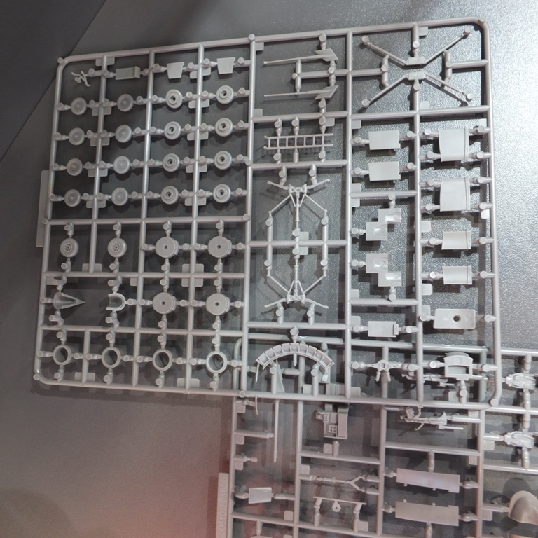 airfix_46_of_49.jpg