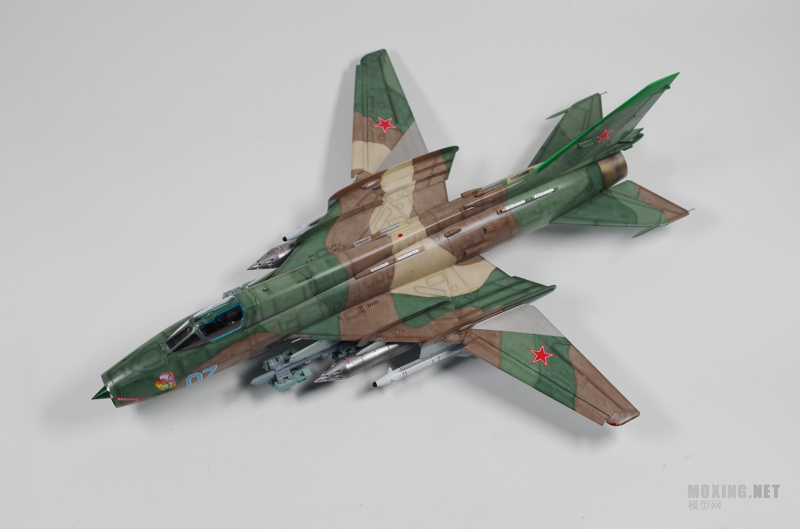 su-17_00000.jpg