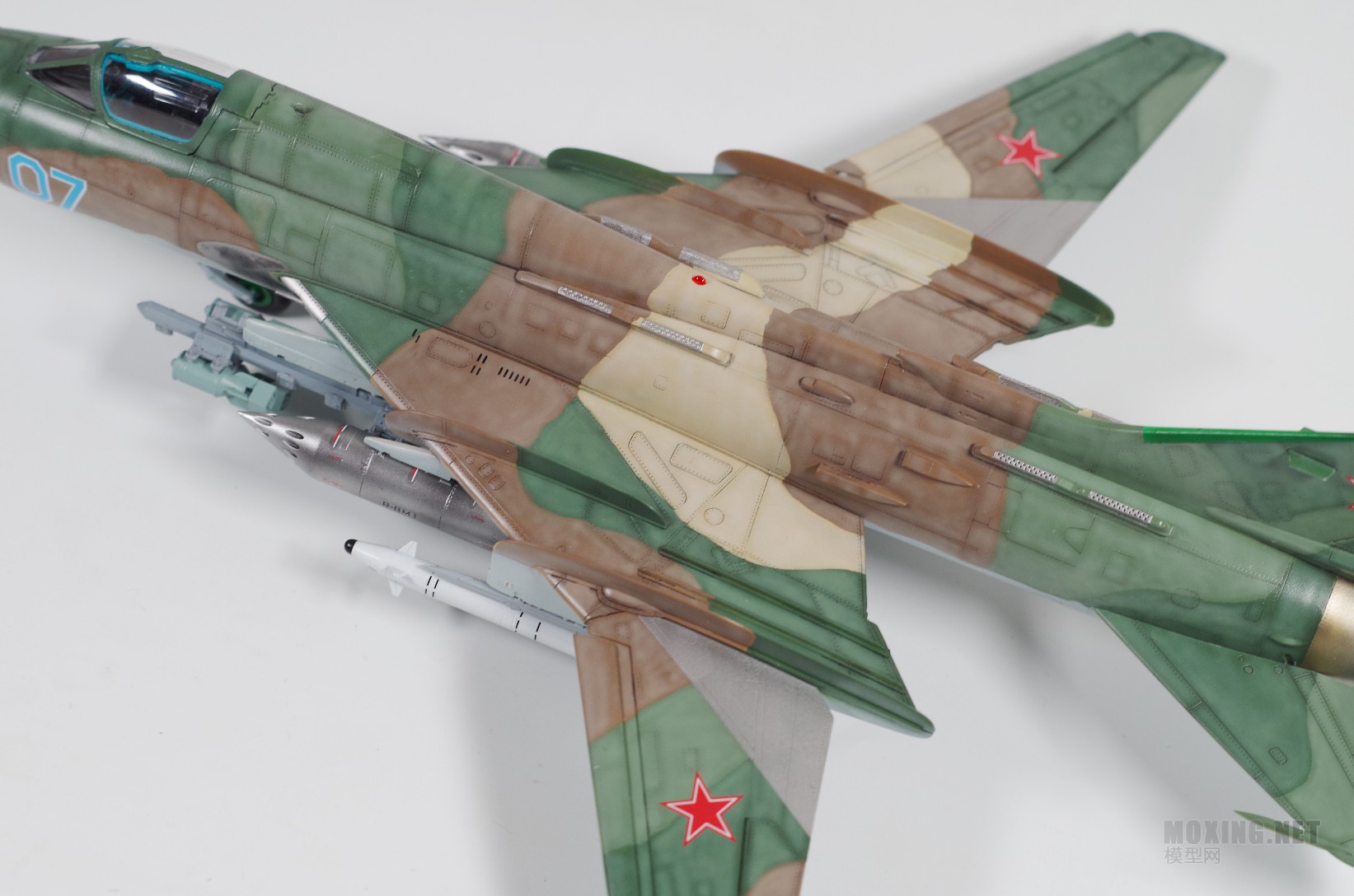 su-17_00005.jpg