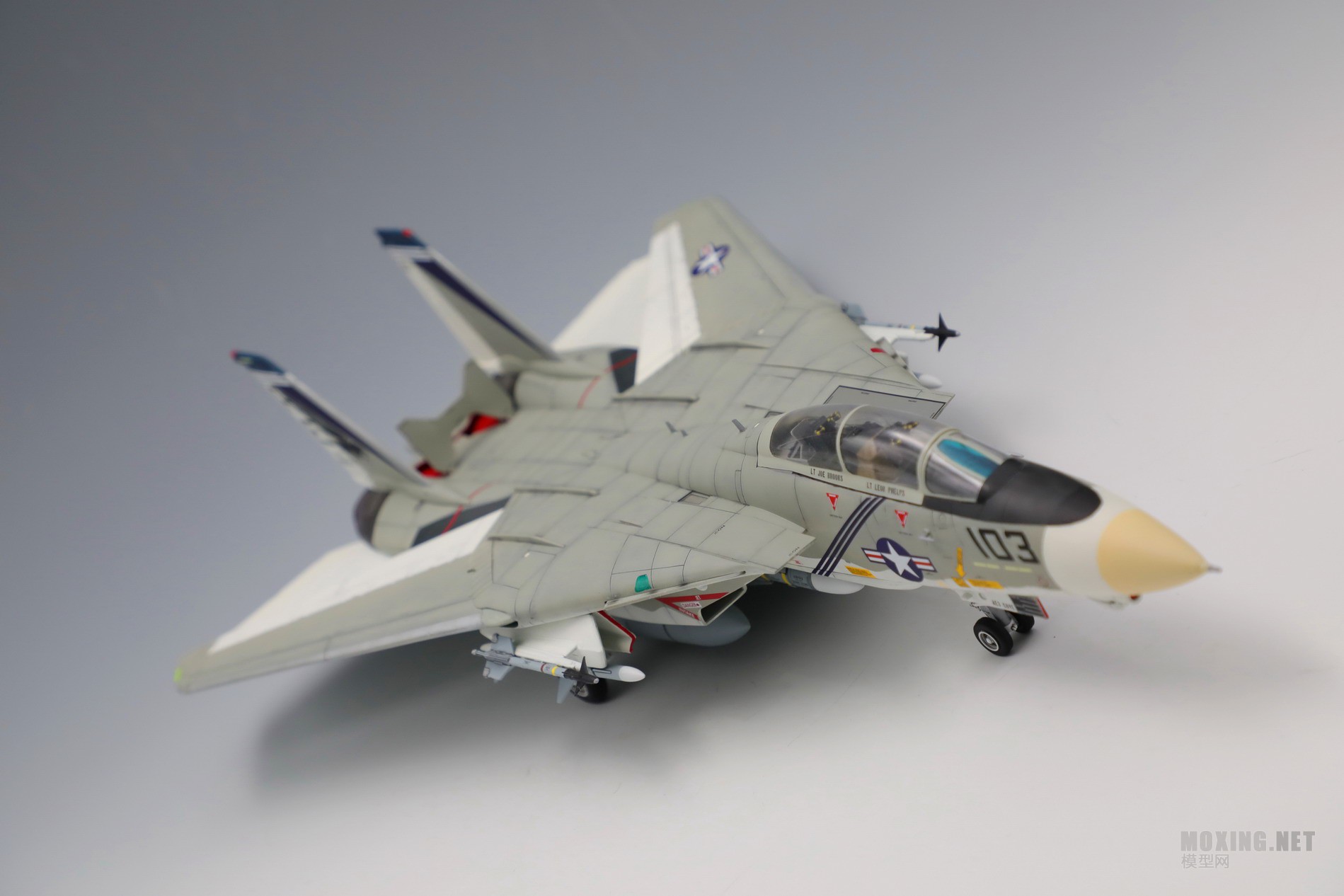 F14A-16.JPG