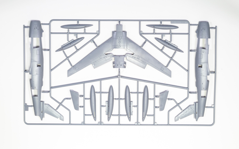 c_new_airfix_canadair_sabre_model_kit_test_frame_exclusive_edition_of_the_airfix.jpg