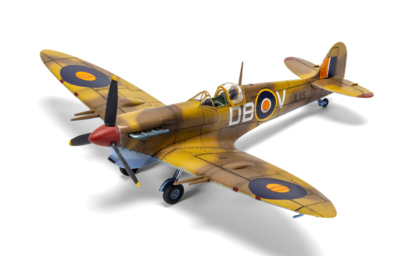 k_new_airfix_supermarine_spitfire_vc_model_kit_south_african_air_force_spitfire_.jpg