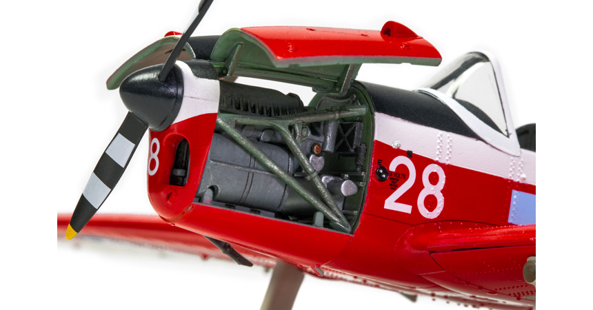 A_Airfix_exclusive_featuring_the_new_de_Havilland_Chipmunk_T10_model_kit_on_the_.jpg