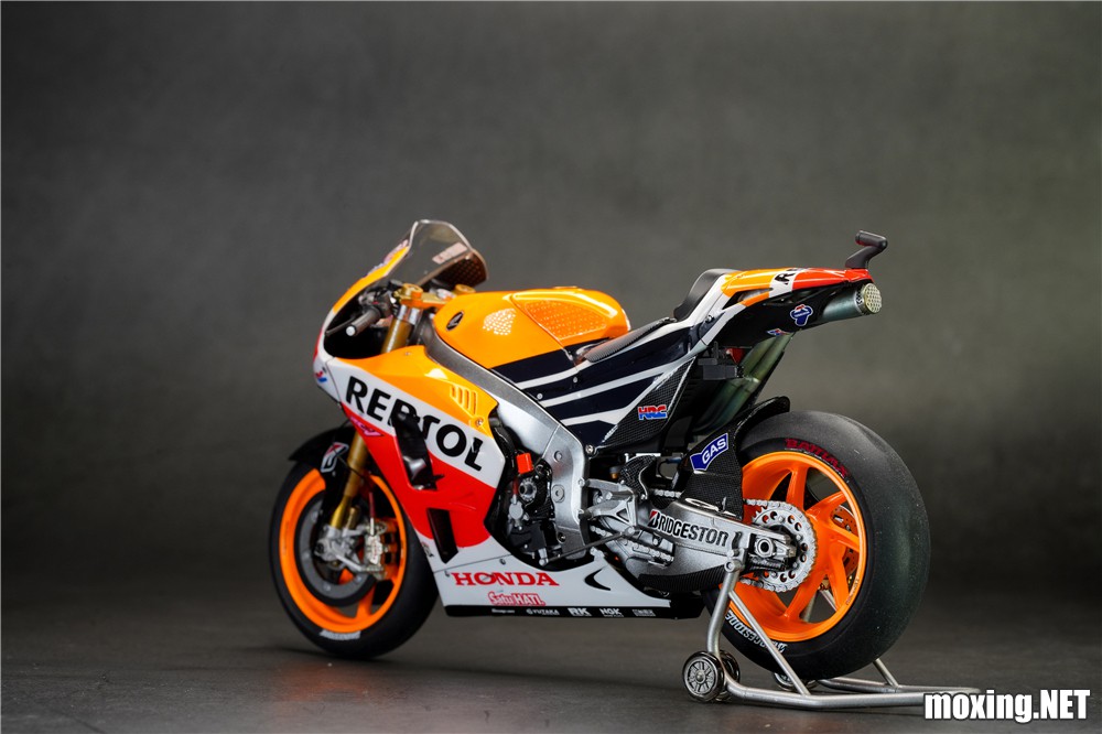 Rc213V100010.jpg