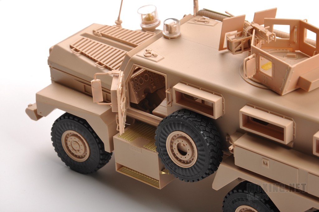 MENG-1/35美洲狮6X6防雷反伏击车(SS-005)