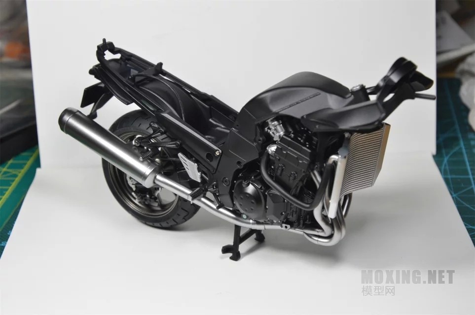 田宫1/12川崎Kawasaki ZZR1400六眼魔神制作过程