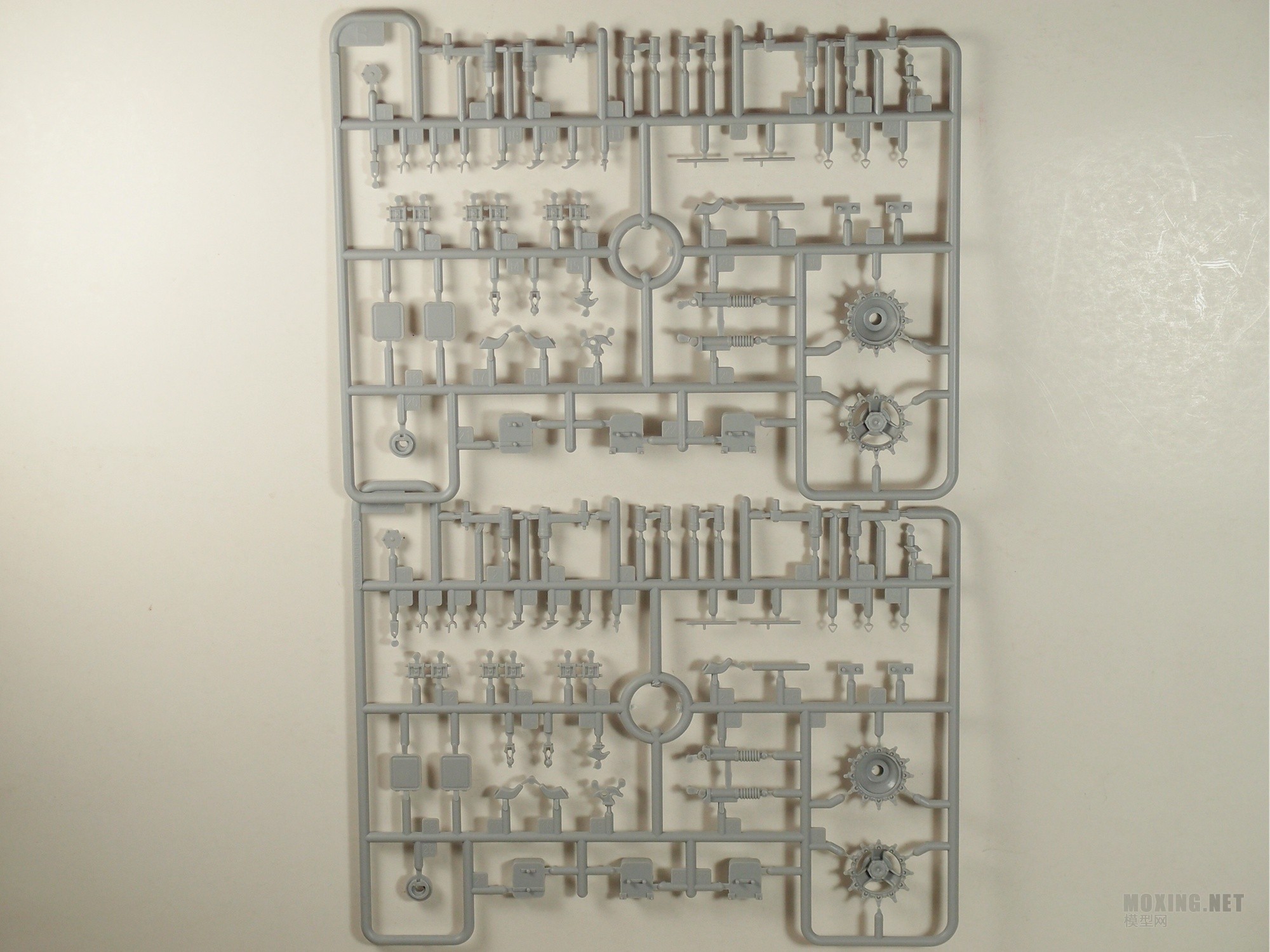 [ģ]-1/35T-64AVս̹(1984)(01580)
