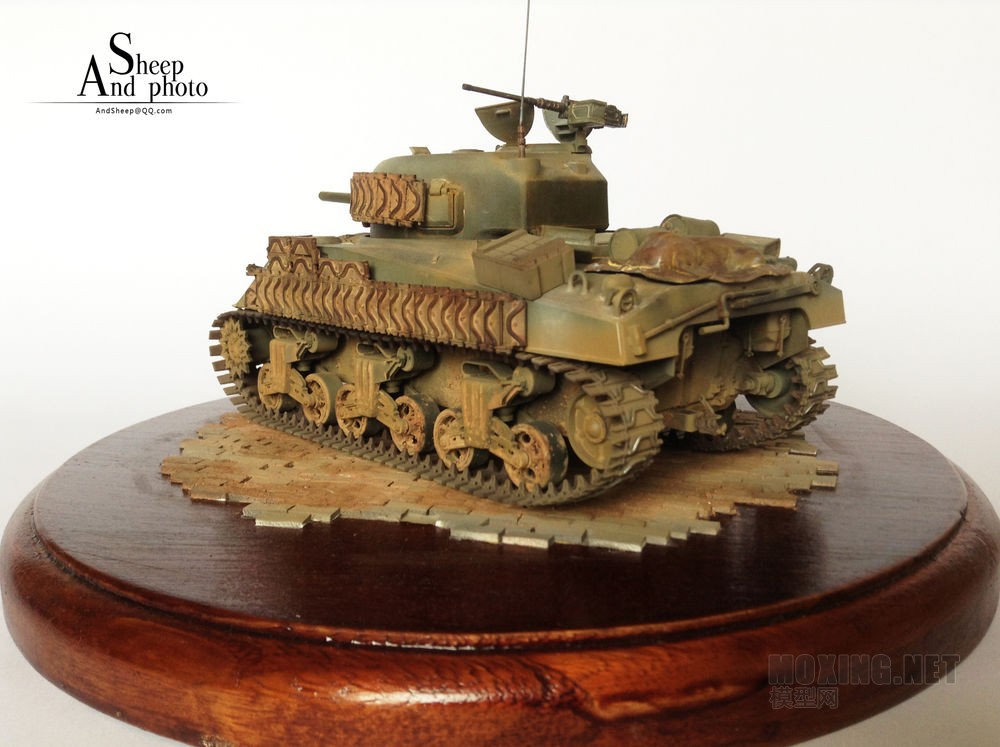 1/35 狂怒无关 英军谢尔曼考证,带地台(超改)
