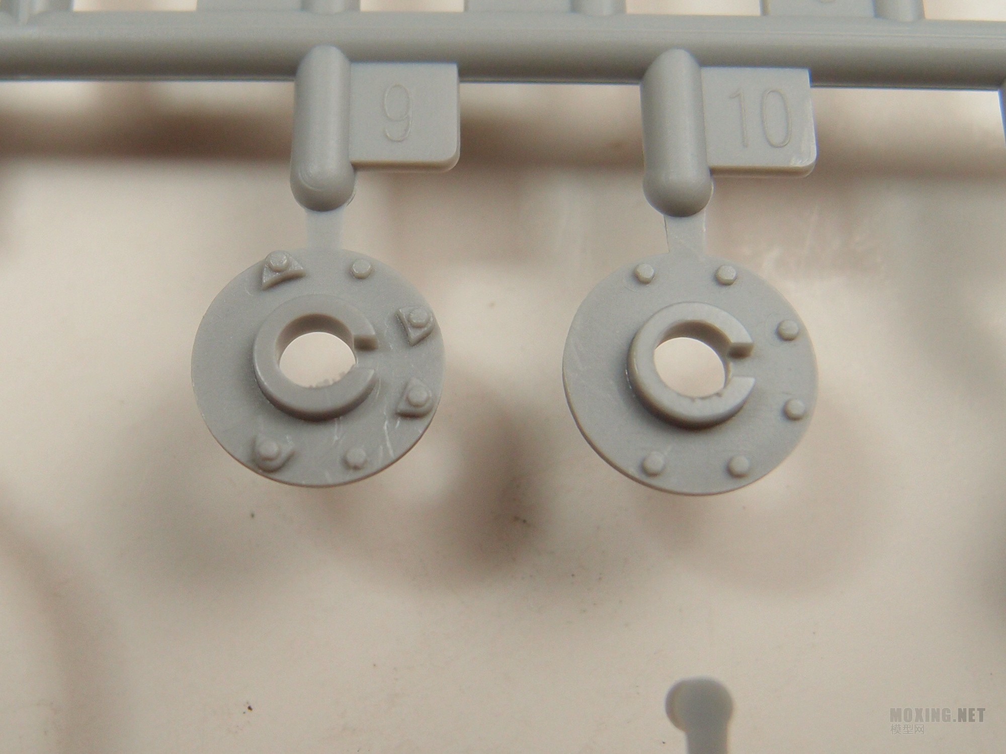 [ģ]-1/35T-64AVս̹(1984)(01580)
