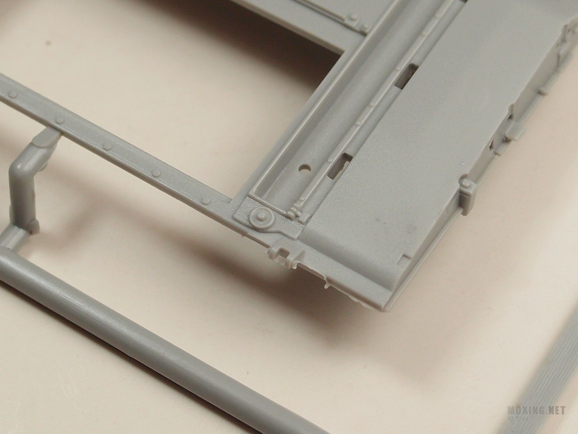 [ģ]-1/35T-64AVս̹(1984)(01580)
