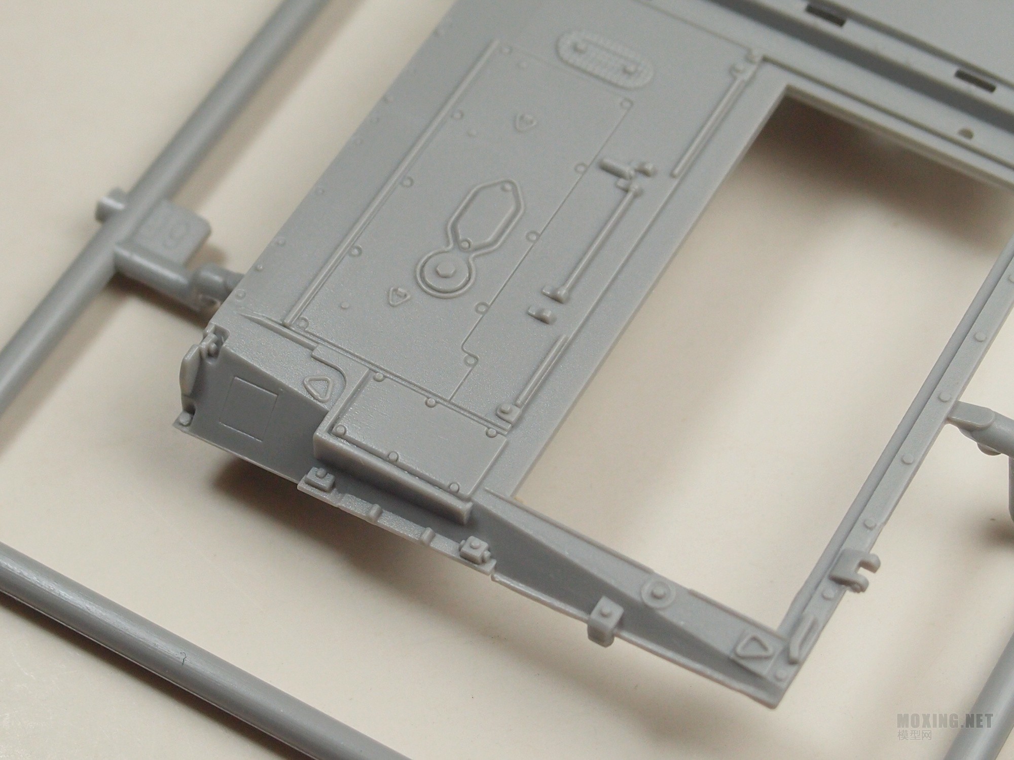 [ģ]-1/35T-64AVս̹(1984)(01580)
