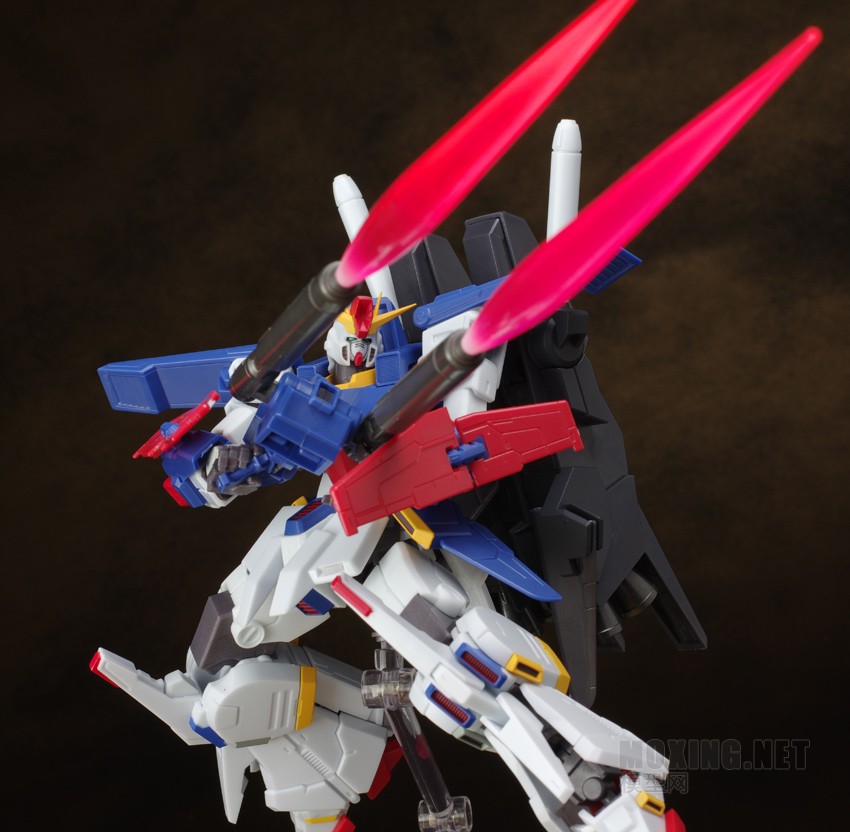 [模型评测]万代-ROBOT魂 MSZ-010S 强化型ZZ高达