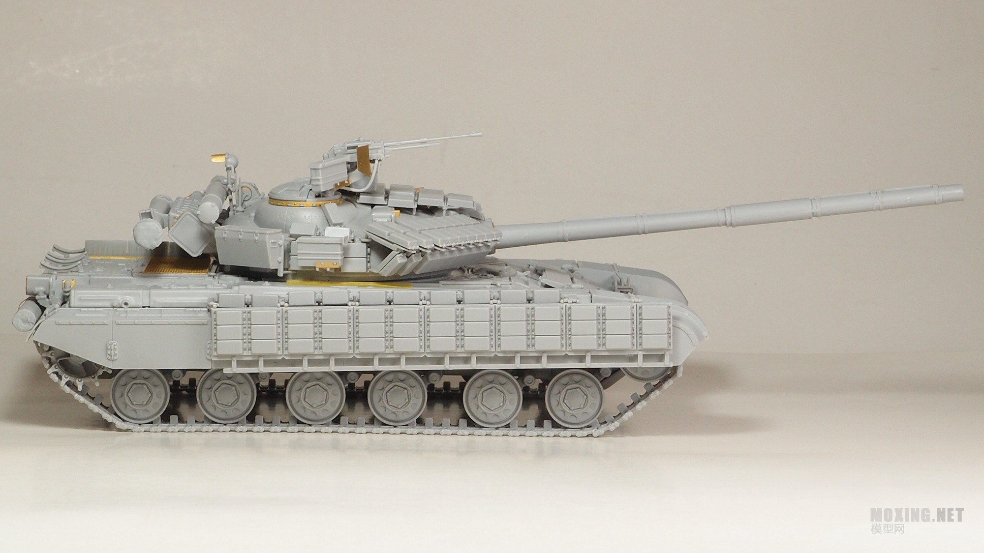 [模型网评测]号手-1/35苏联T-64AV主战坦克(1984年)(01580)