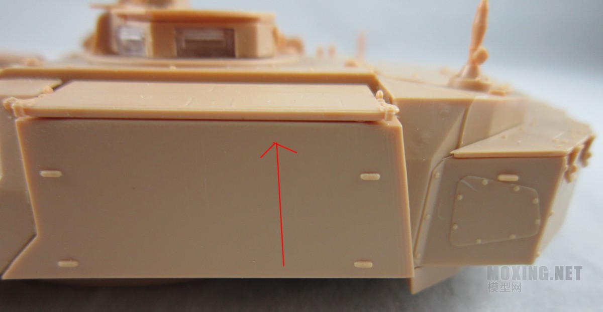 HB-1/35瑞典CV9035步兵战车(83823)