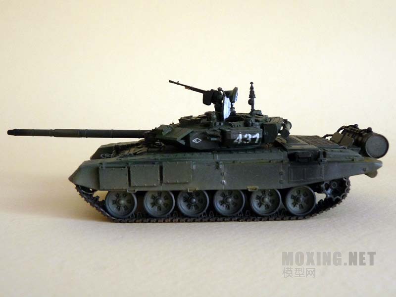 红星(zvezda)-1/72俄罗斯T-90主战坦克(焊接炮塔)(5020)