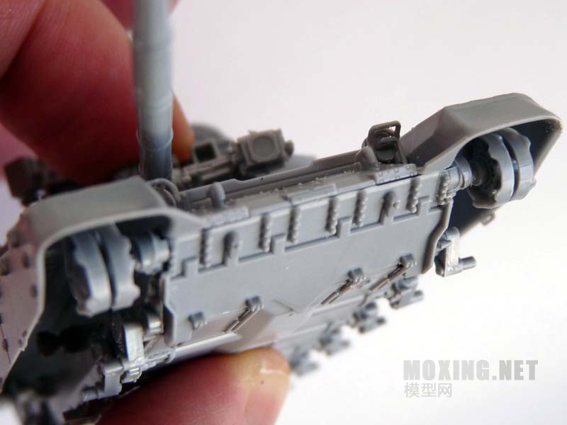 红星(zvezda)-1/72俄罗斯T-90主战坦克(焊接炮塔)(5020)