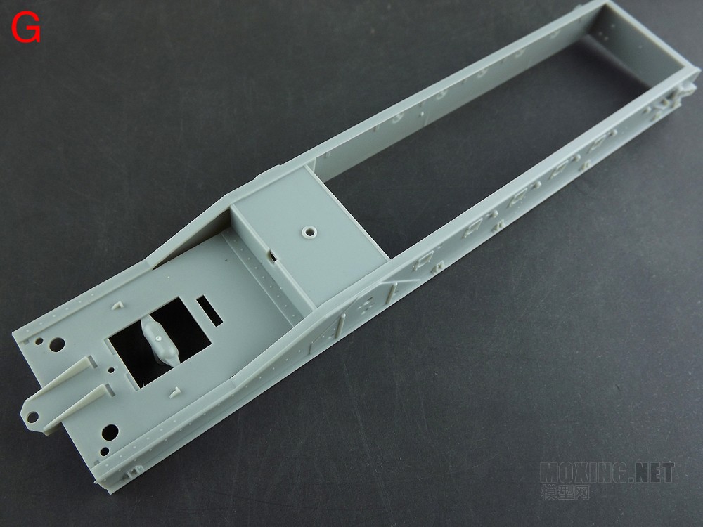 [模型网评测]威骏-1/35德军SWS四联高炮(全内构)(CB35213)