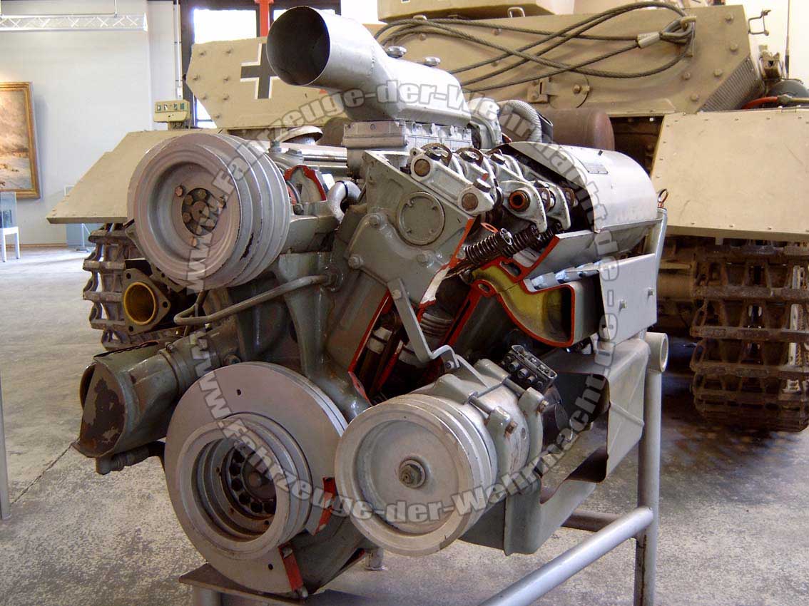 Maybach_HL-120_Mu_03-1.jpg