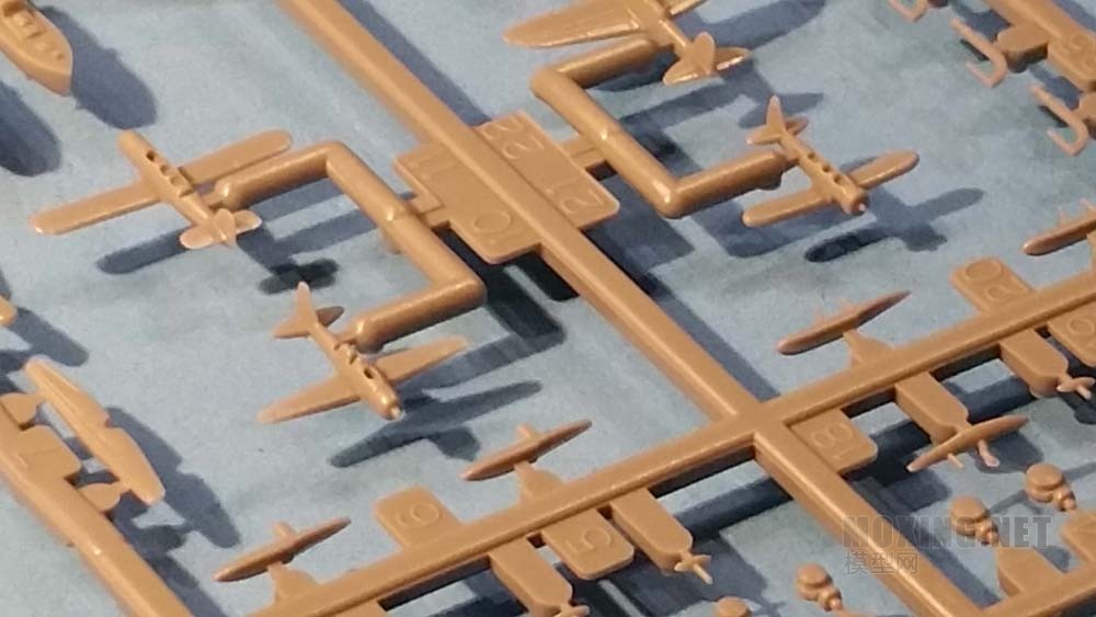 [开盒简评]青岛社-1/700日本扶桑号战列舰1944(00097)(新开模)