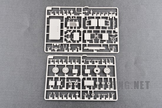 小号手新品-1/35俄罗斯 嘎斯 66运输卡车搭载ZU-23-2高炮(01017)