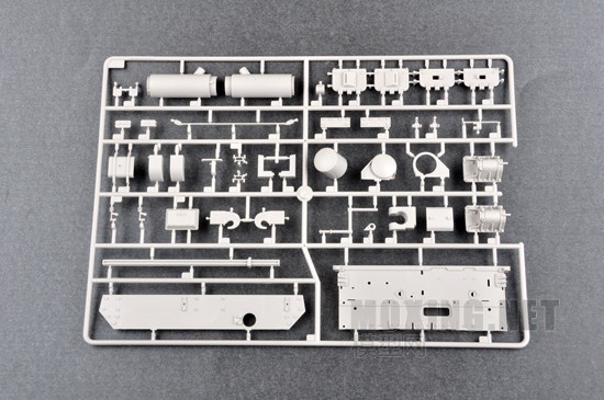 小号手新品-1/16德国四号观测型中型坦克(00922)