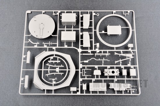 小号手新品-1/16德国四号观测型中型坦克(00922)