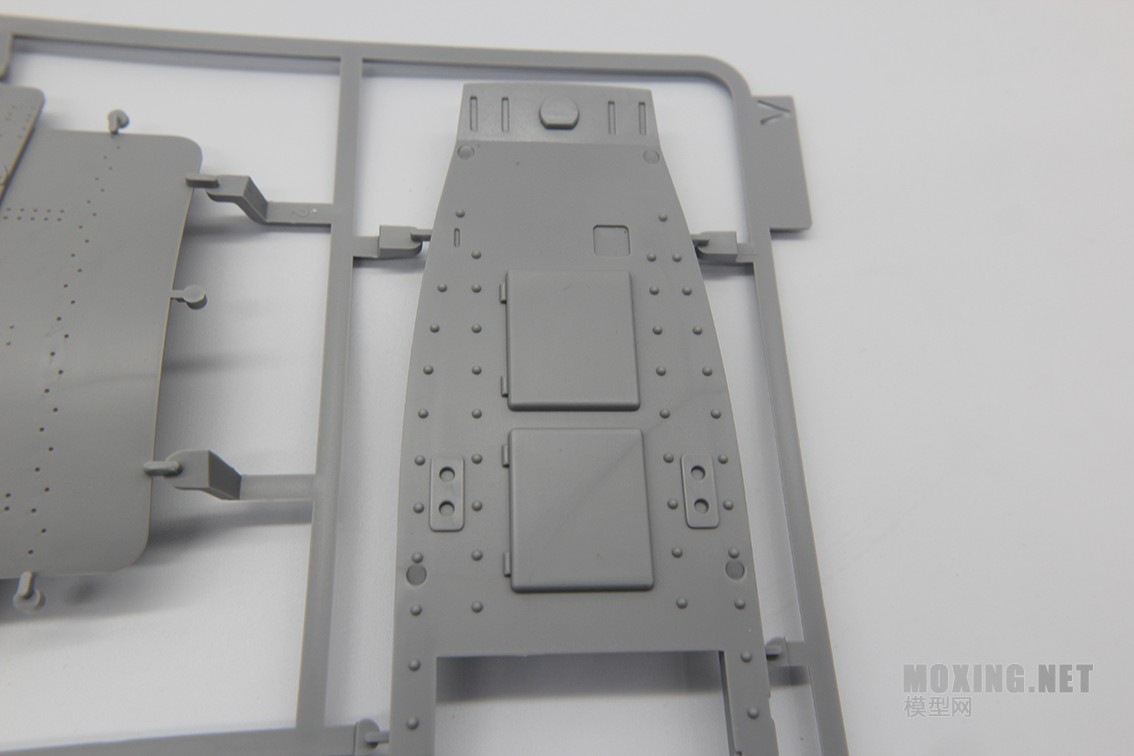 [模型网评测]TAKOM(三花)-1/35德国