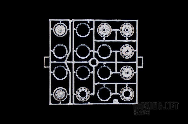 Ʒ-1/35˹143M TOPLINE 4x2ϳͷ(3910)