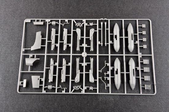 小号手新品-1/32德国Ju-87D俯冲轰炸机(03217)