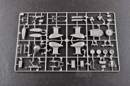 小号手新品-1/32德国Ju-87D俯冲轰炸机(03217)