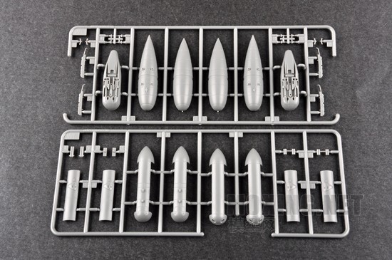 小号手新品-1/32德国Ju-87D俯冲轰炸机(03217)