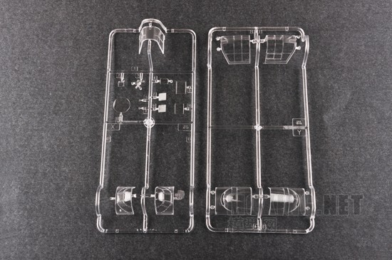 小号手新品-1/32德国Ju-87D俯冲轰炸机(03217)