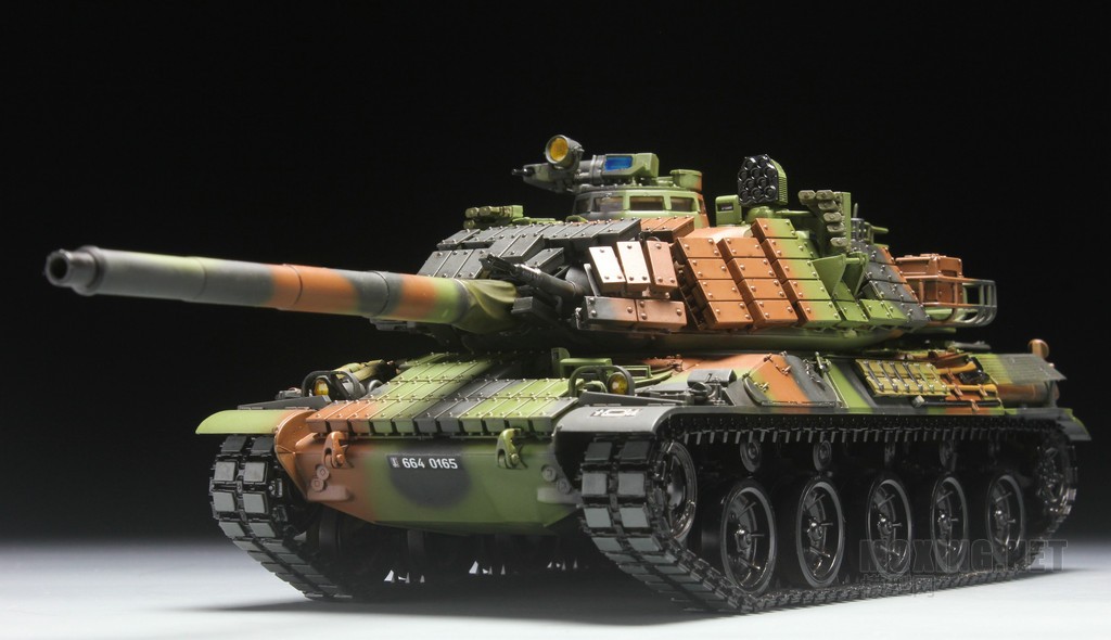 TIGER MODEL新品-1/35法国AMX-30 B2布伦努斯主战坦克(4604)