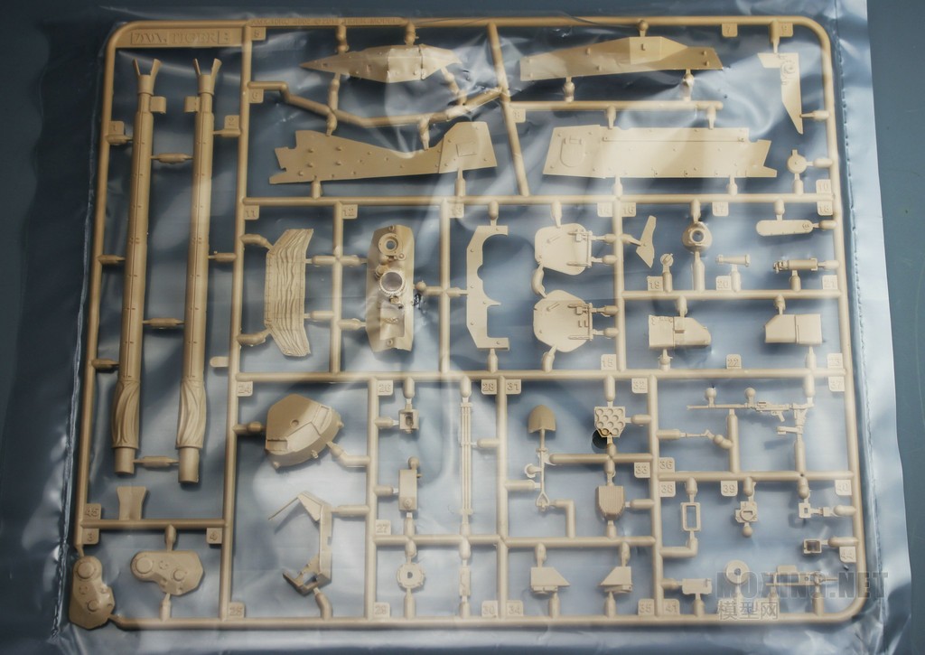 TIGER MODELƷ-1/35AMX-10RCR̹˼߻ װ(4607)