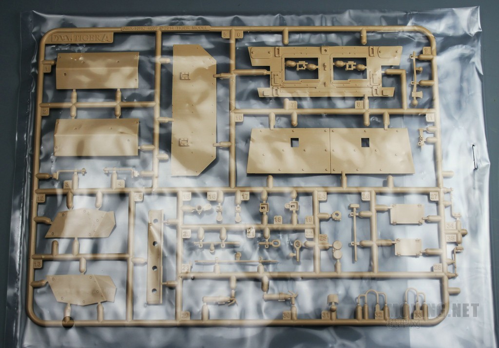 TIGER MODELƷ-1/35AMX-10RCR̹˼߻ װ(4607)