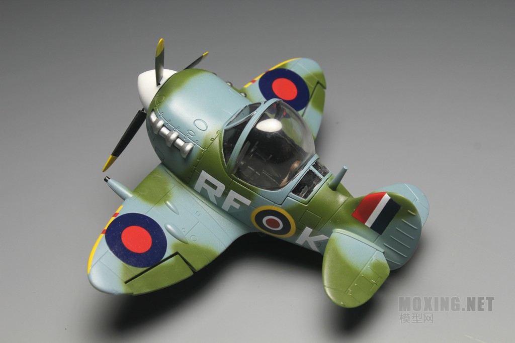 TIGER MODEL新品-Q版英国皇家空军"喷火"战斗机(蛋机05)