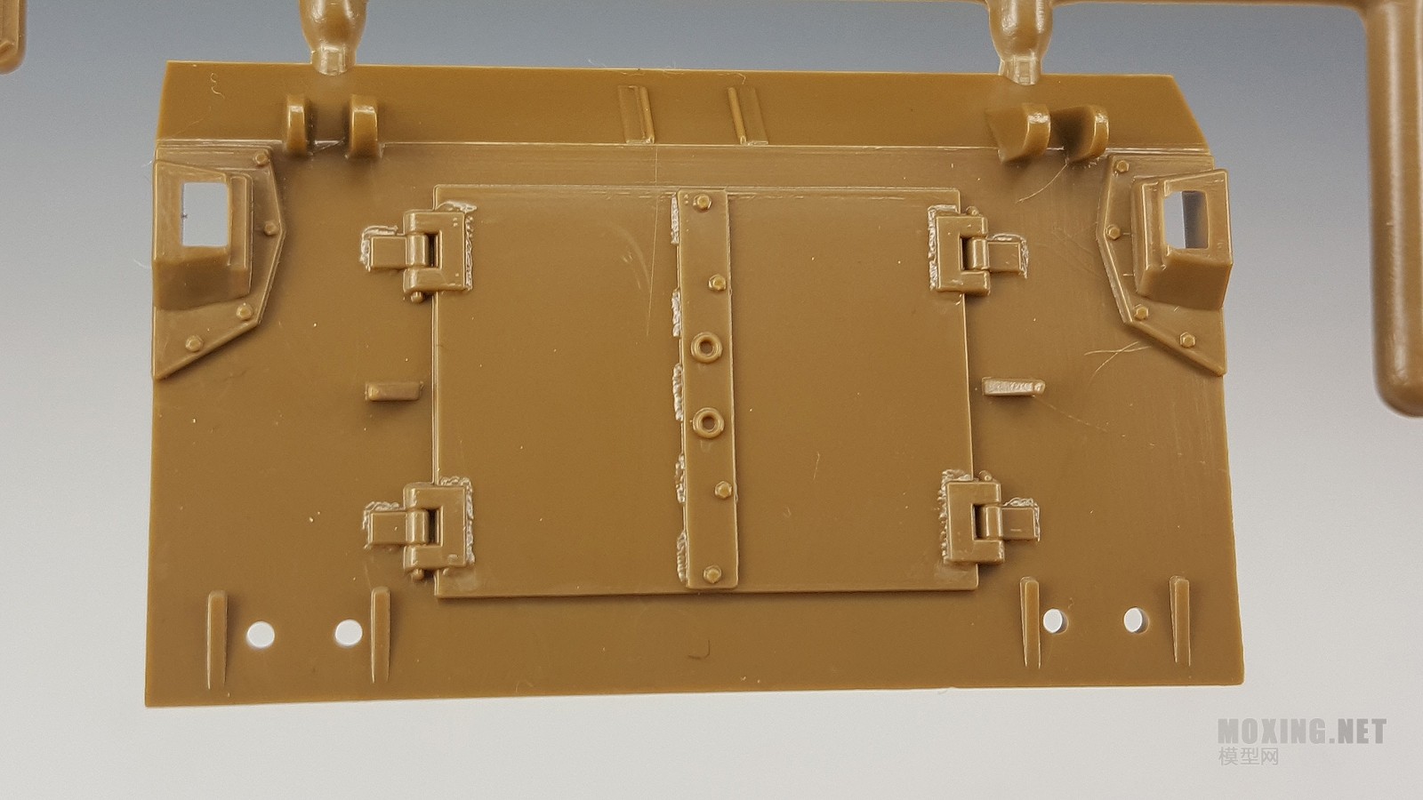 伊达雷利-1/35 美国M4 谢尔曼 中型坦克(38503)