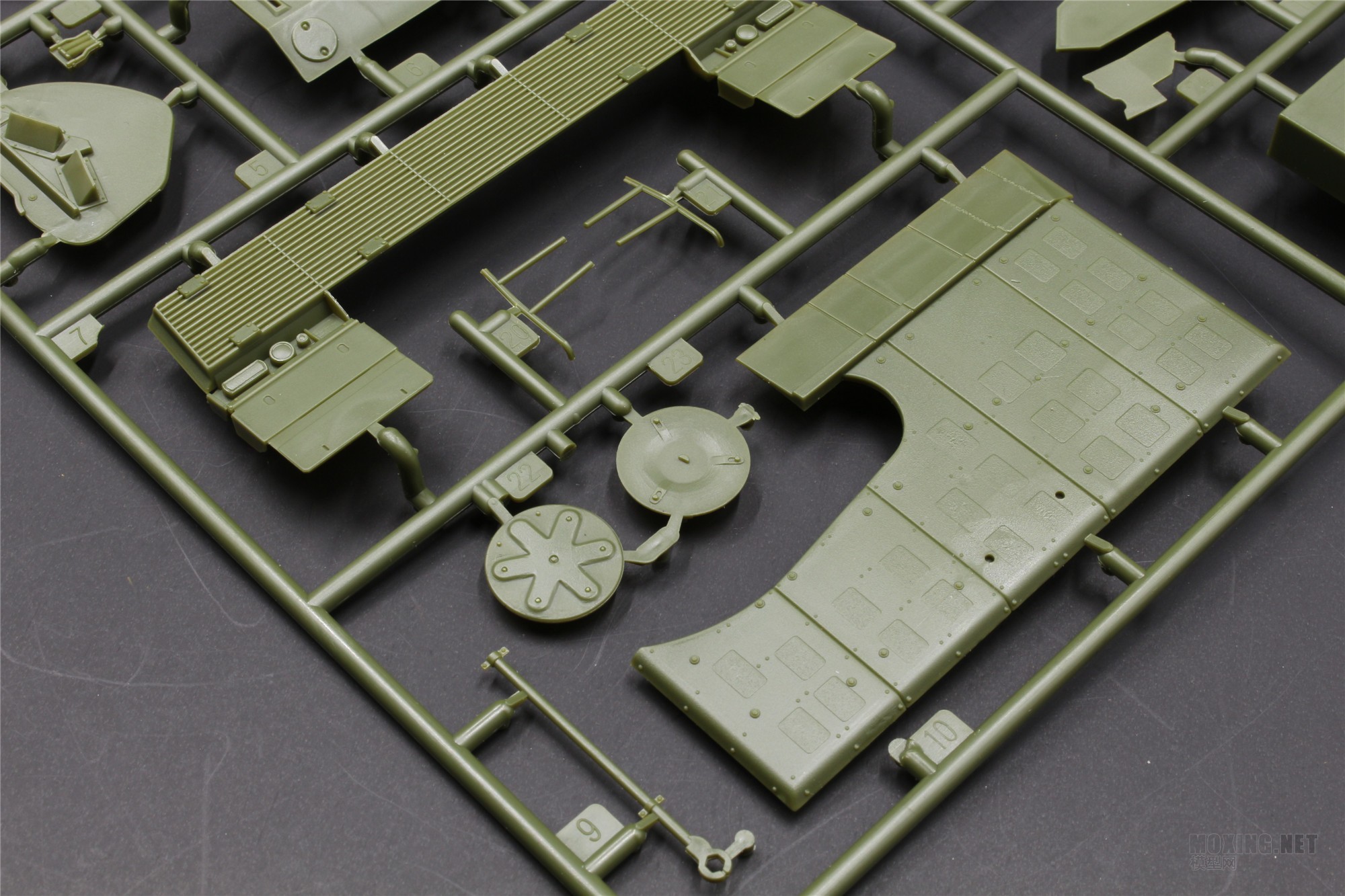[ģ]HOBBYBOSS-1/352A4M CAN(ô)ս̹(83867)