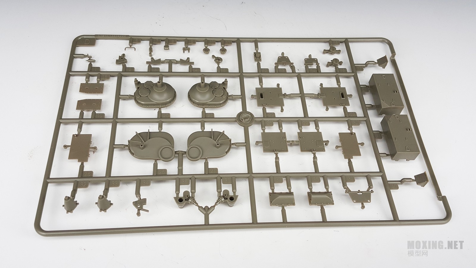 [模型网评测]HOBBYBOSS-1/35以色列纳格马肖恩装甲运兵车(狗窝塔楼II型)(83870)