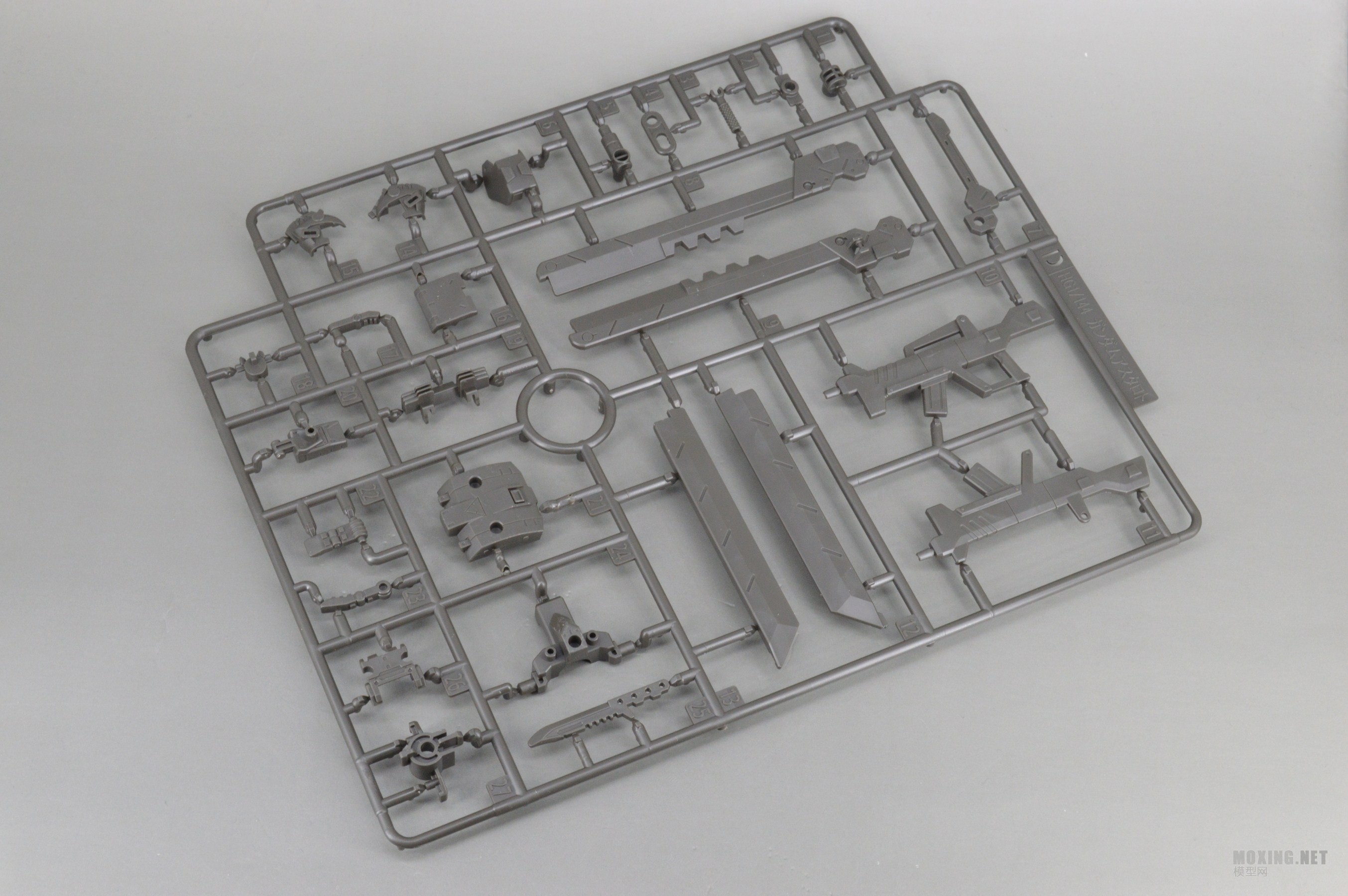 万代-1/144 HG IBO(铁血)ASW-G-29 高达阿斯塔禄 GUNDAM ASTAROTH