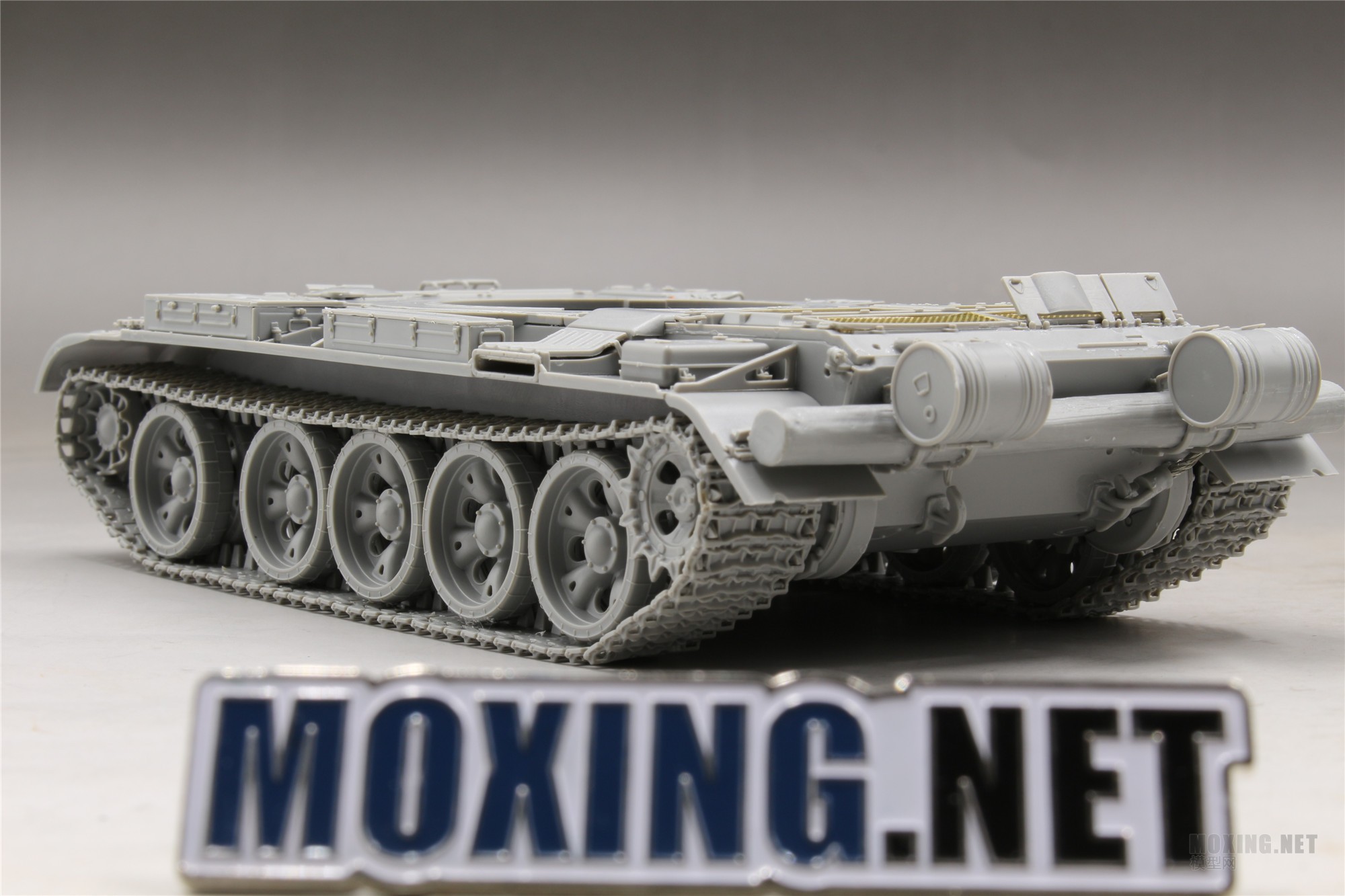[模型网评测]TAKOM(三花)-1/35中国59式中型坦克(2081)