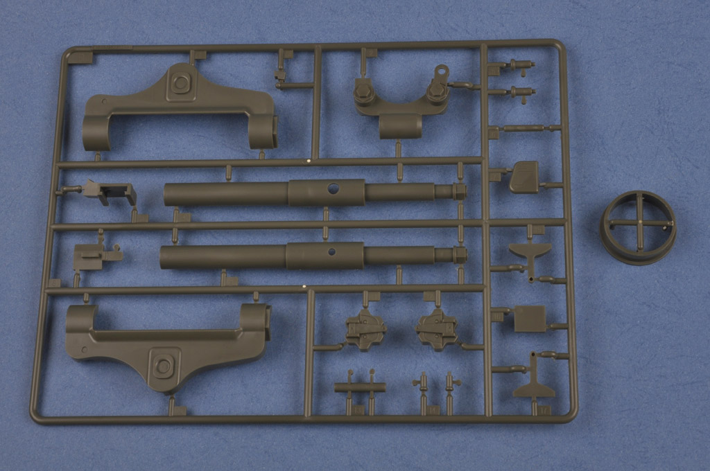HOBBYBOSS新品-1/3 M252迫击炮(81012)