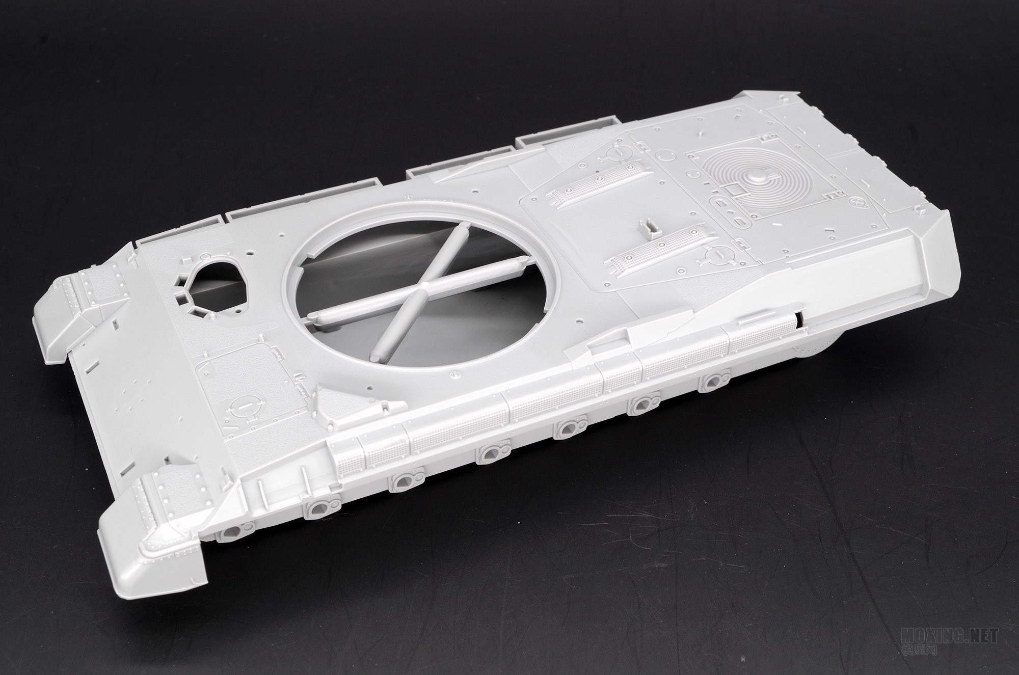 [模型网评测]TAKOM(三花)-1/35德国