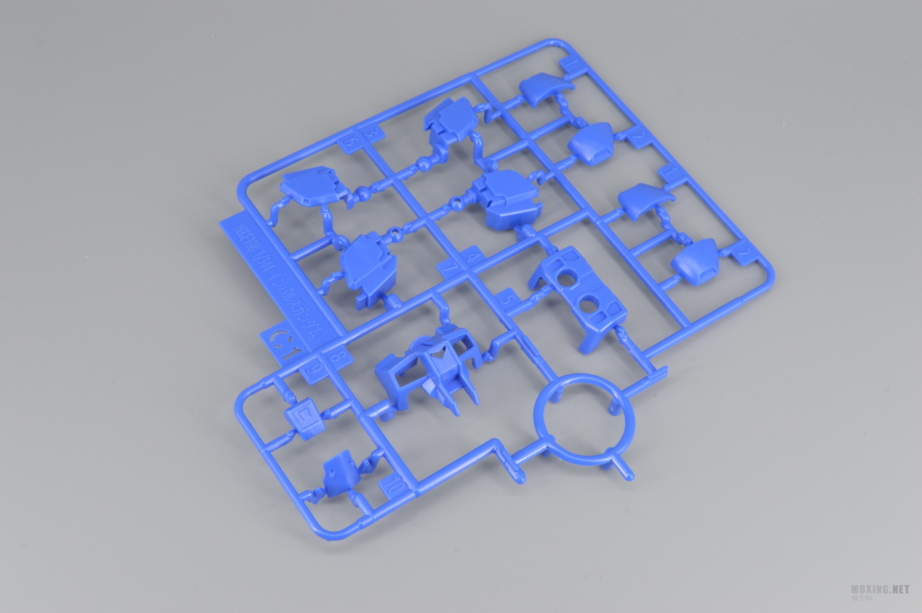 [ģ]-1/144 HGCE ߴ