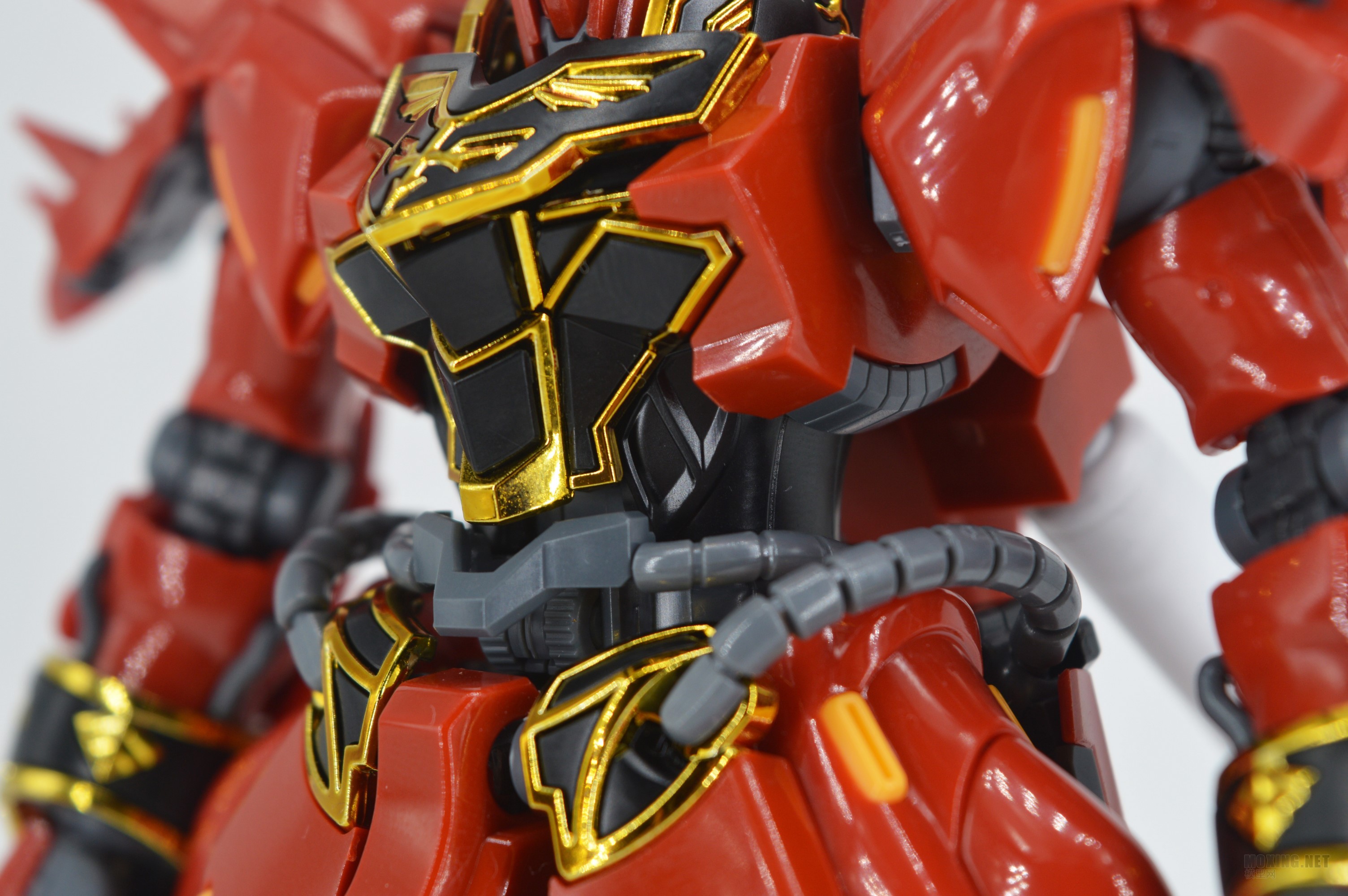 [ģ]-1/144 RG MSN-06S °(Sinanju)
