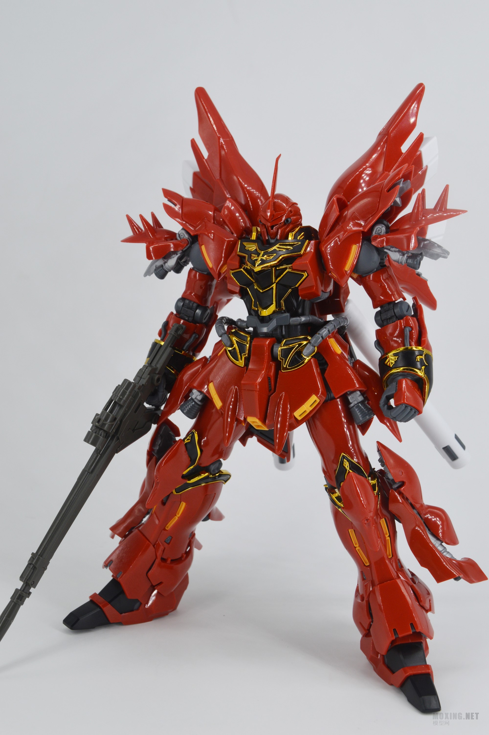 [ģ]-1/144 RG MSN-06S °(Sinanju)