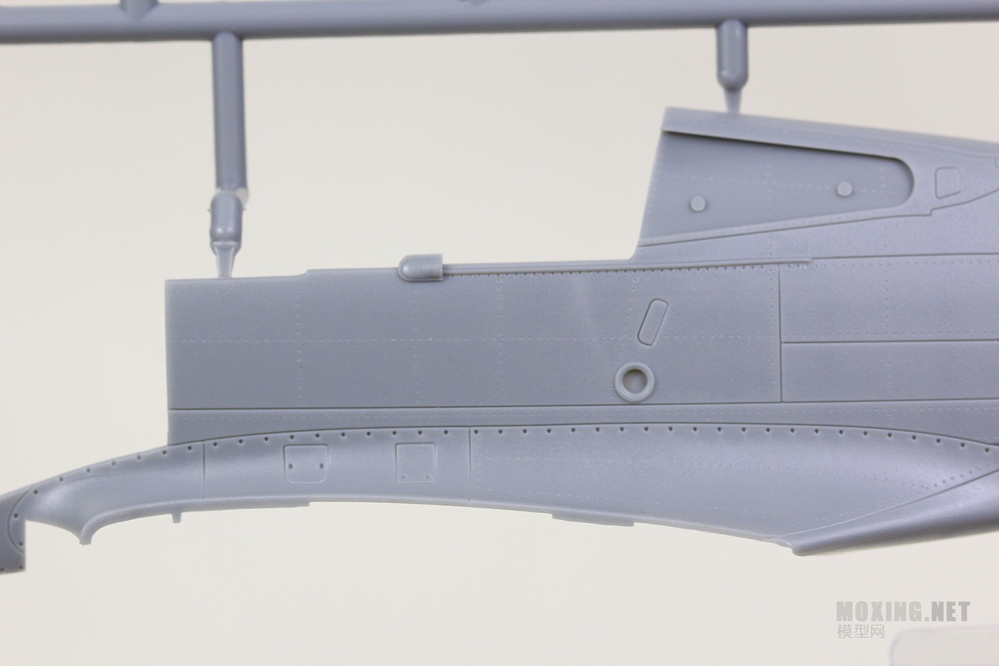 [模型网评测]威骏-1/48 P-40C战斗机