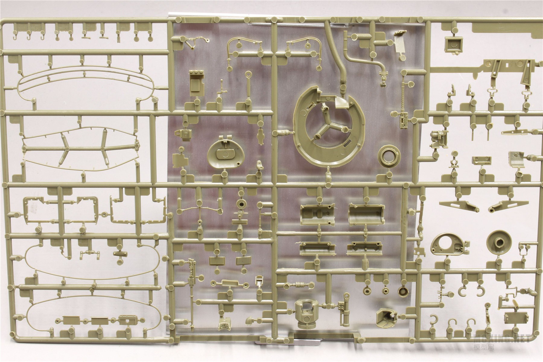 [模型网评测]AFVCLUB-1/35美国M60A3巴顿主战坦克(35249)